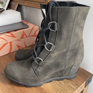 Sorel Women's  Lace Up Wedge Boots